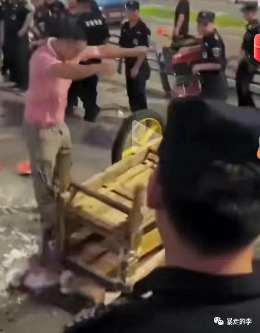 南宁小三吃瓜事件视频,一场网络热议的婚姻纠葛揭秘