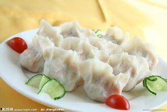 蛇瓜做饺子怎么吃视频,创意家常美食制作教程