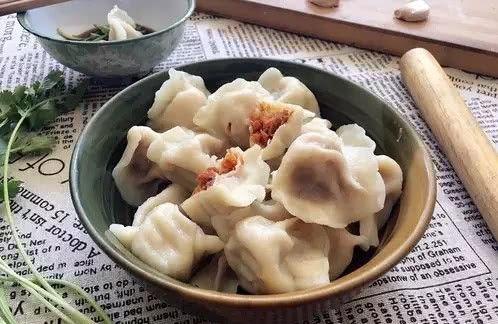 蛇瓜做饺子怎么吃视频,创意家常美食制作教程