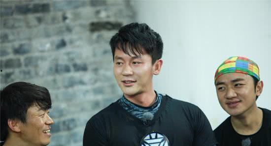 奔跑吧李晨吃瓜视频,揭秘明星幕后趣事