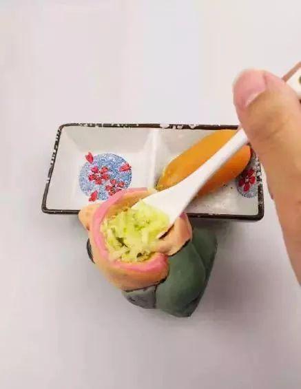 用纸做吃瓜神器视频教程,创意视频教程带你轻松制作