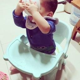 小孩哥吃瓜视频,揭秘娱乐圈幕后故事