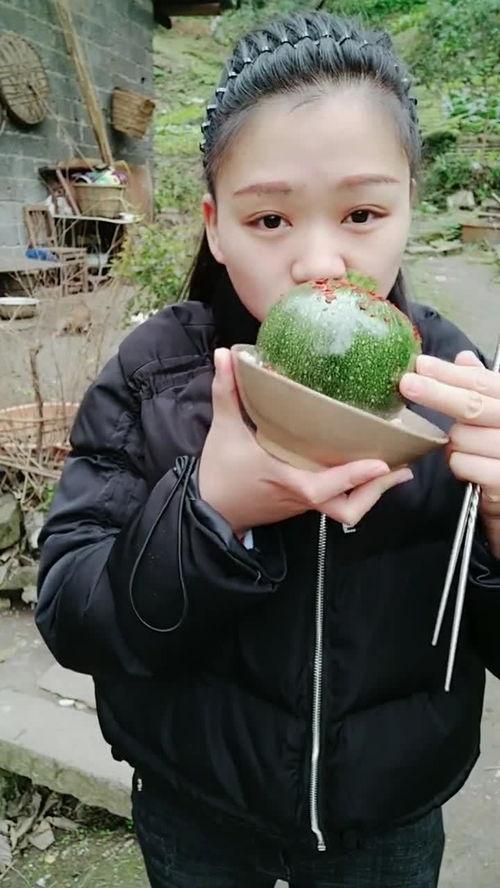 吃瓜的小视频大全集,笑料百出，揭秘娱乐圈幕后故事